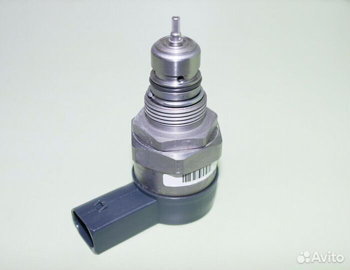 Клапан давления топлива 0281006265 OM651