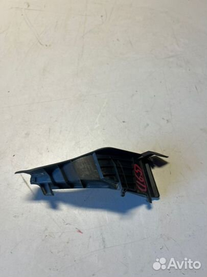 Накладка жабо правая Omoda C5 sqrf4J16