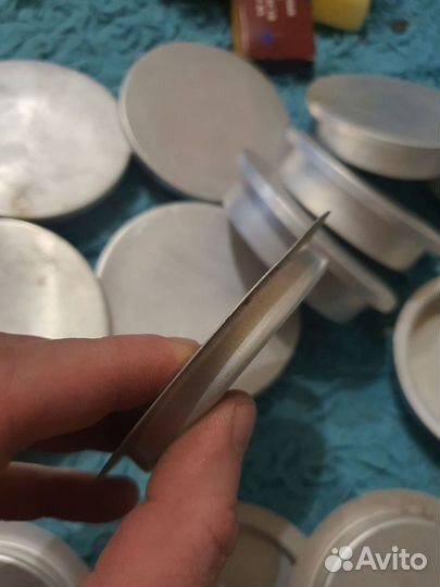 Алюминиевые банки с крышками. Бюксы лабораторные