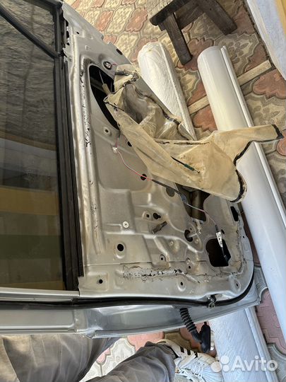 Дверь задняя правая corolla 150