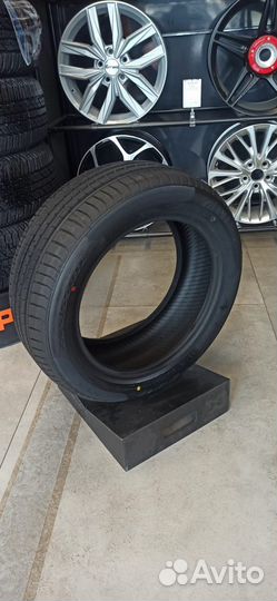 Winrun R330 245/40 R18