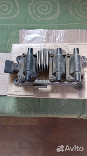 Катушка зажигания Audi WV A6 C5 2.4 2.8л 078905104