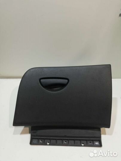 Ford focus 1 бардачок