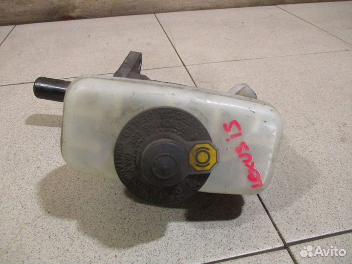 Цилиндр тормозной главный Lexus IS 200/220/250/30