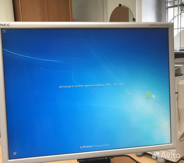 Монитор NEC 21