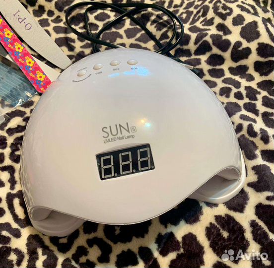 Маникюрный набор с лампой