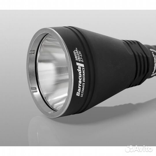 Поисковый фонарь Armytek Barracuda (F03203SC)