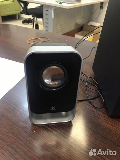 Колонки для компьютера с сабвуфером Logitech