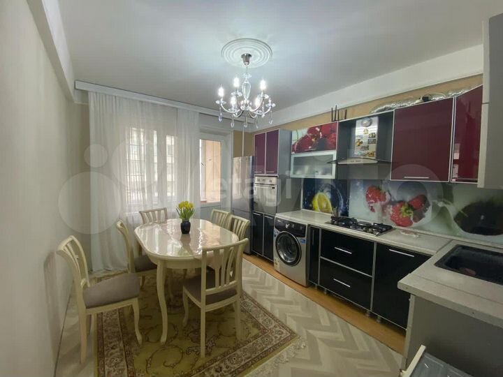 2-к. квартира, 72 м², 6/9 эт.