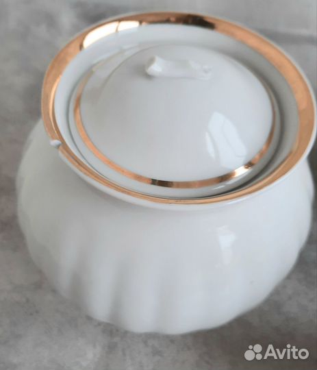 Посуда столовая белая Б/У