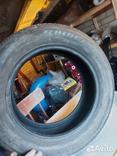 Bridgestone Dueler H/P Sport 215/60 R17