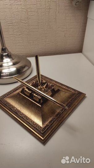 Подставка под ручку