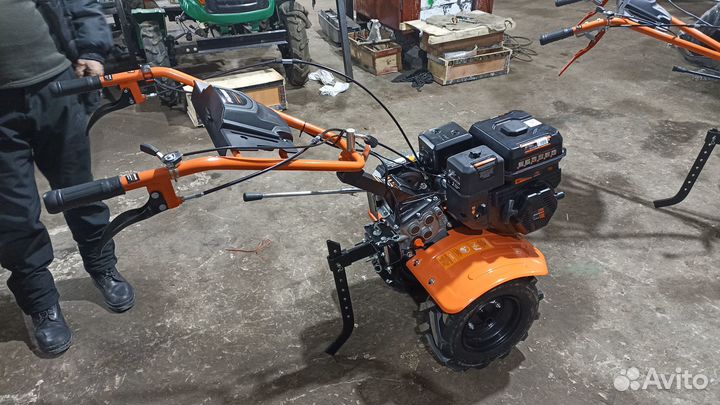 Мотоблок Победа бензиновый 7 лошадей