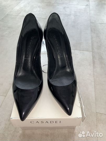 Туфли лодочки Casadei 39 р. Оригинал