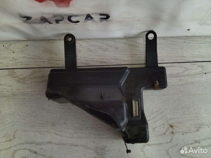 Резонатор воздушного фильтра Hyundai Accent