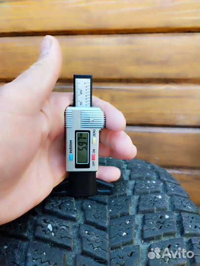 Roadstone Winguard SUV 225/65 R17 102H