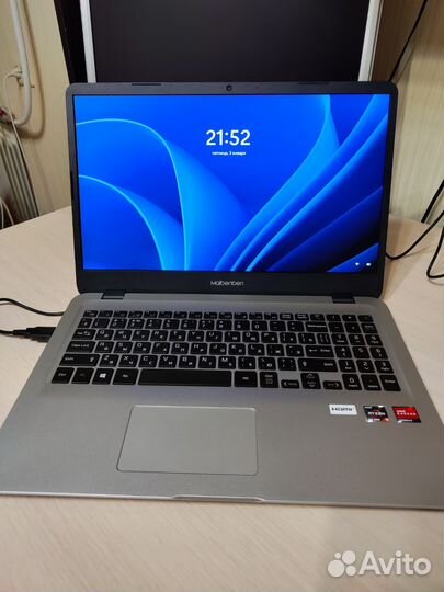 Ноутбук maibenben m545