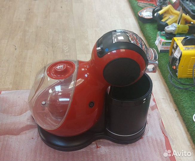 Кофеварка Dolce gusto Nescafe капсульная