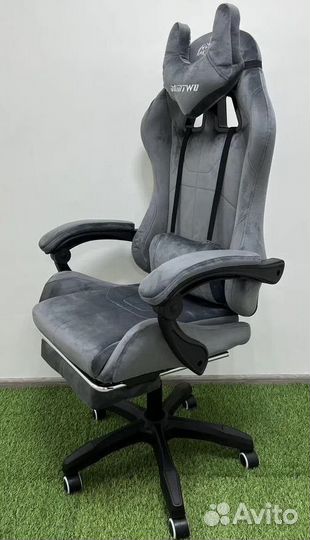 Компьютерное офисное кресло с массажем (новые)