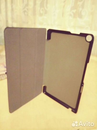 Чехлы на планшет 8.0 и 10.0дюймов