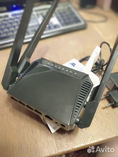 Wifi роутер ZBT WE3826 + модем skylink