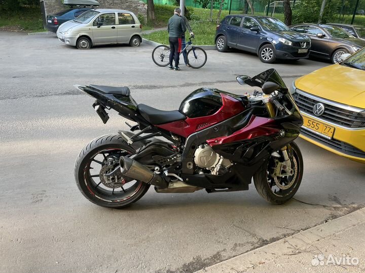 Мотоцикл bmw s1000rr