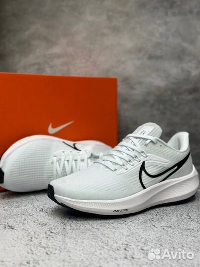 Кроссовки Nike Air Zoom