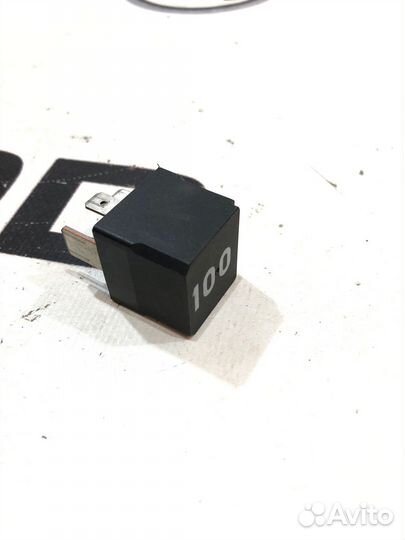 Реле Skoda Octavia A5 (1Z) 2011