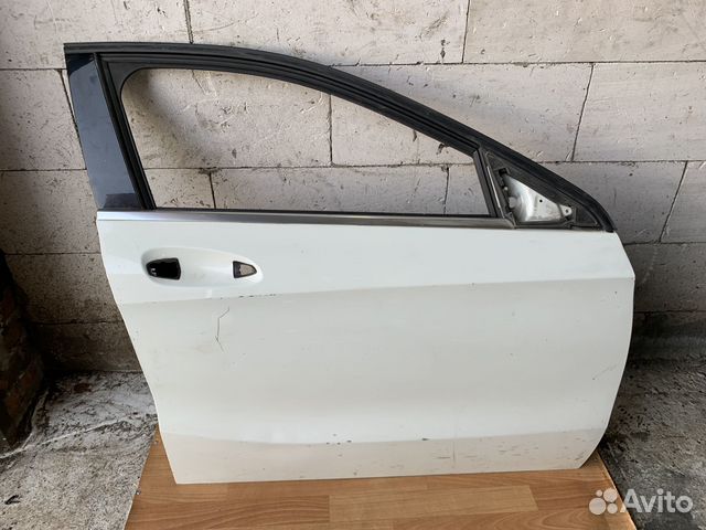 Дверь передняя правая Mercedes GLA X156