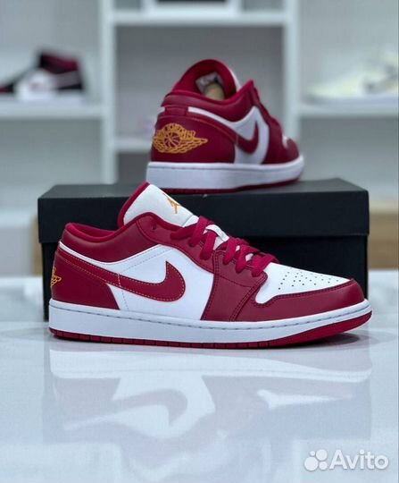 Кроссовки nike AIR jordan