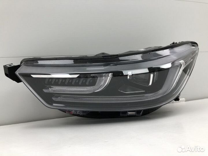 Фара левая Chery Tiggo 8 Pro 1