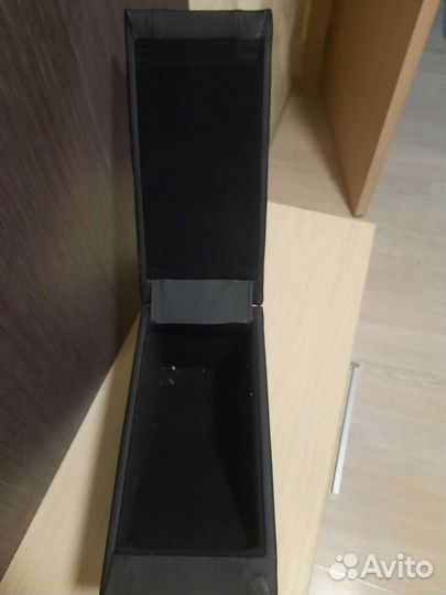 Подлокотник в авто