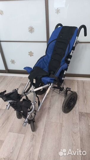 Коляска для детей с дцп
