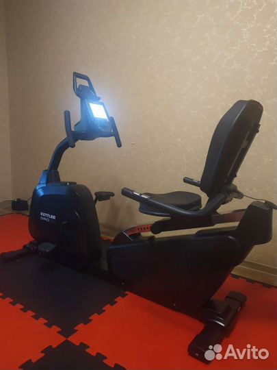 Фитнес тренер метро Варшавская в своей студии