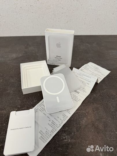 Внешний аккумулятор Apple MagSafe Battery Pack
