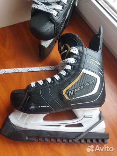 Коньки хоккейные 34 размер