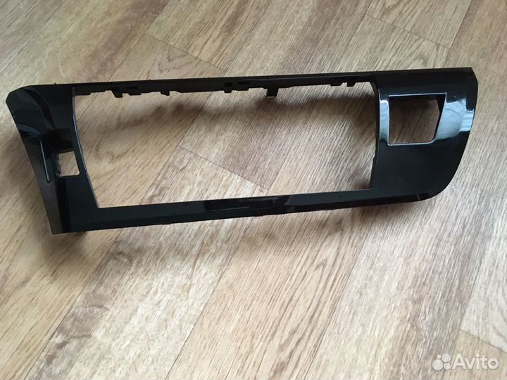 Штатная магнитола королла 180