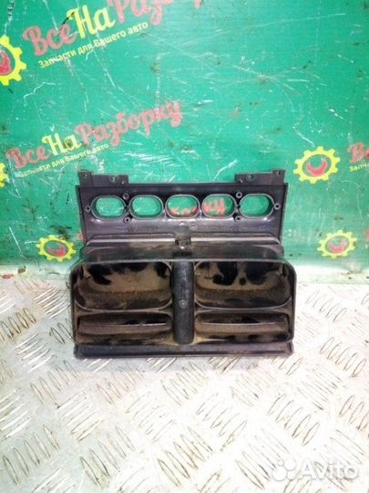 Дефлектор воздуховода торпеды Fiat Punto хетчбэк