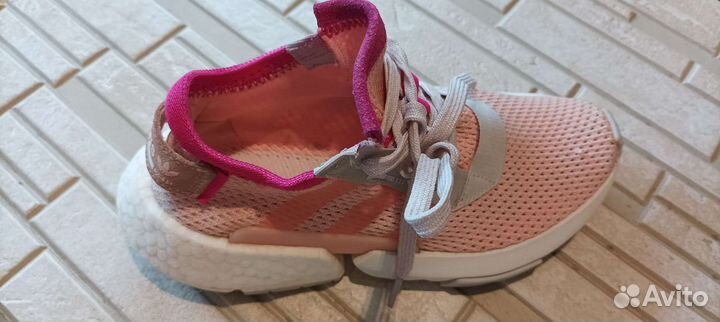 Кроссовки adidas