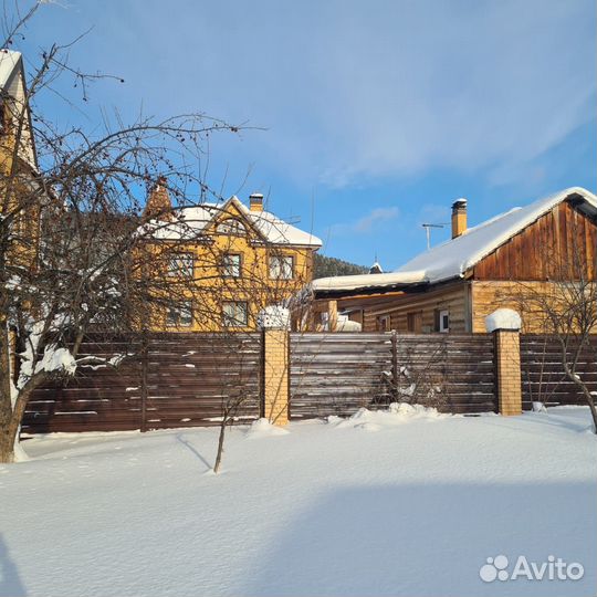 Забор из евроштакетника