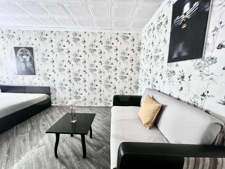 1-к. квартира, 43 м², 1/5 эт.