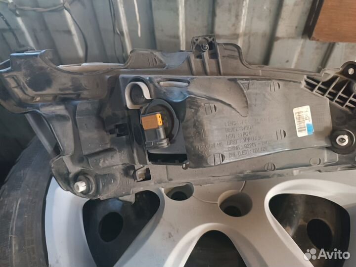 Фара противотуманная левая Santa Fe 3