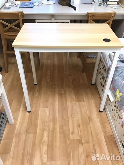 Письменный стол