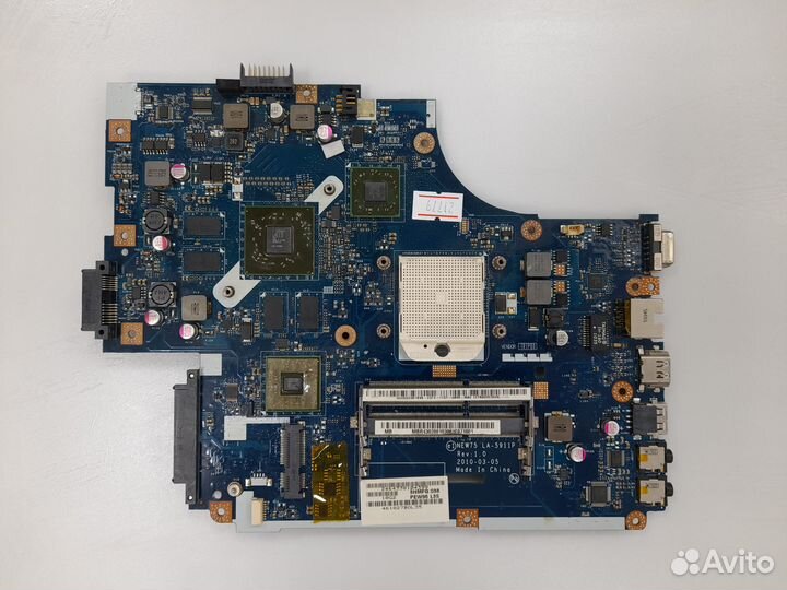Материнская плата NEW75 LA-5911P на запчасти