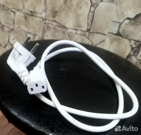 Кабель для компьютера