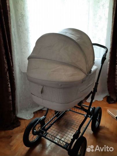 Шикарная коляска Inglesina vittoria