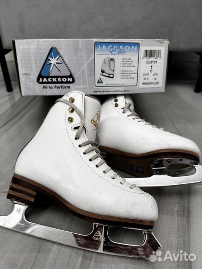 Фигурные коньки jackson elle. Размер 1С