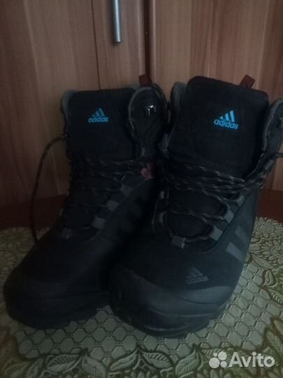 Мужские зимние кроссовки 45р