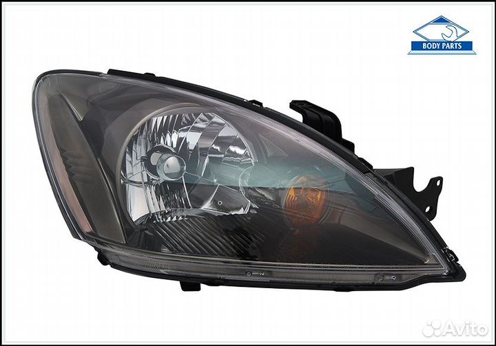 Фара правая Lancer 9