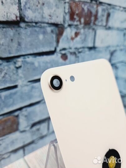 Заднее стекло для iPhone SE 2020, с глазком, белая